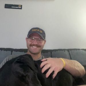 Meet your Posher, Max